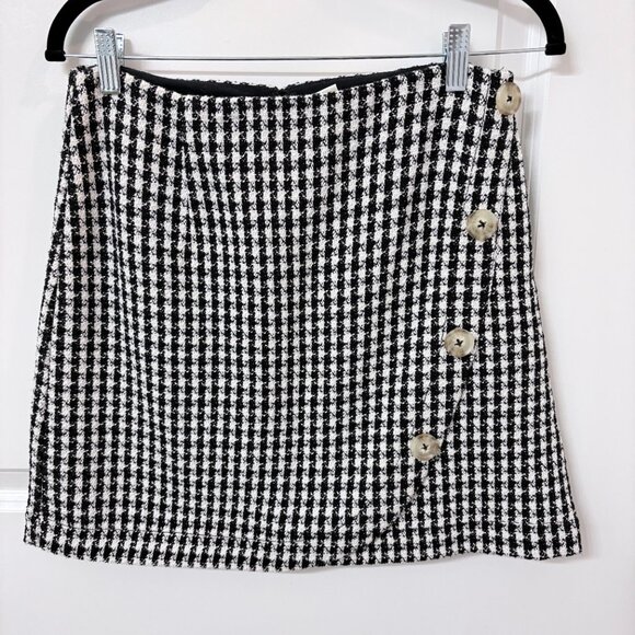 Maeve by Anthropologie Houndstooth Skirt with Buttons, Size 4 - Picture 2 of 4
